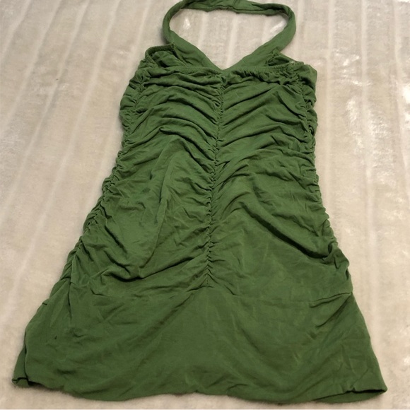 BOGO Free🦋 Long Luxury Green Ruched Halter Style Tank Top - Picture 9 of 11